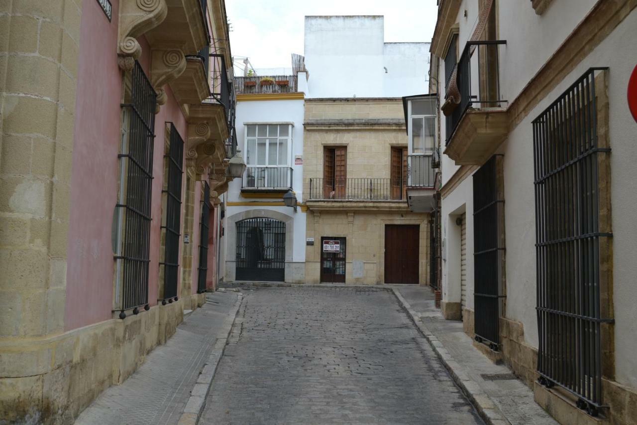 Sherryflat Caballeros - Parking Jerez de la Frontera Exterior photo