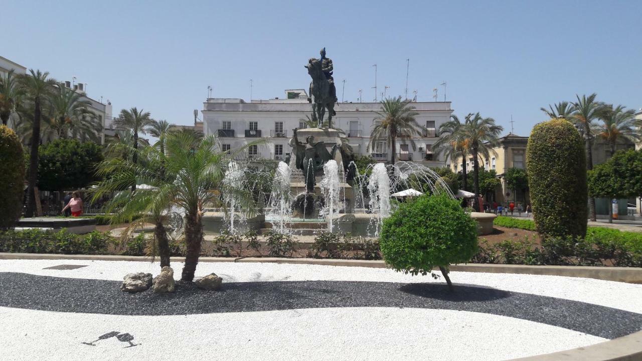 Sherryflat Caballeros - Parking Jerez de la Frontera Exterior photo